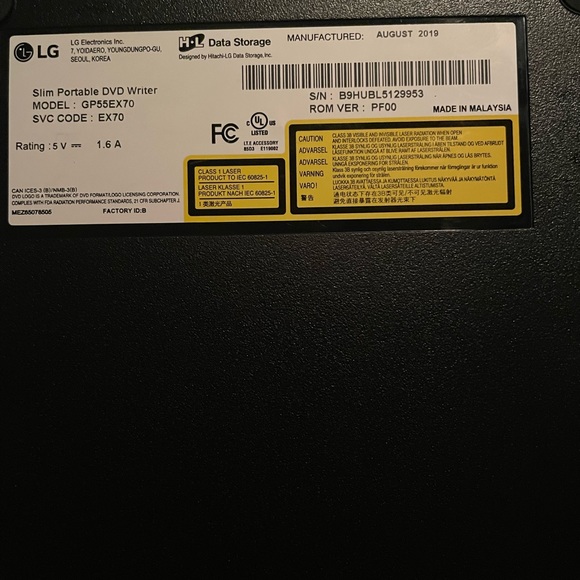 LG GP55EX70 Ultra Slim Portable
DVD Writer with M-DISC Support -
Black - Picture 2 of 3